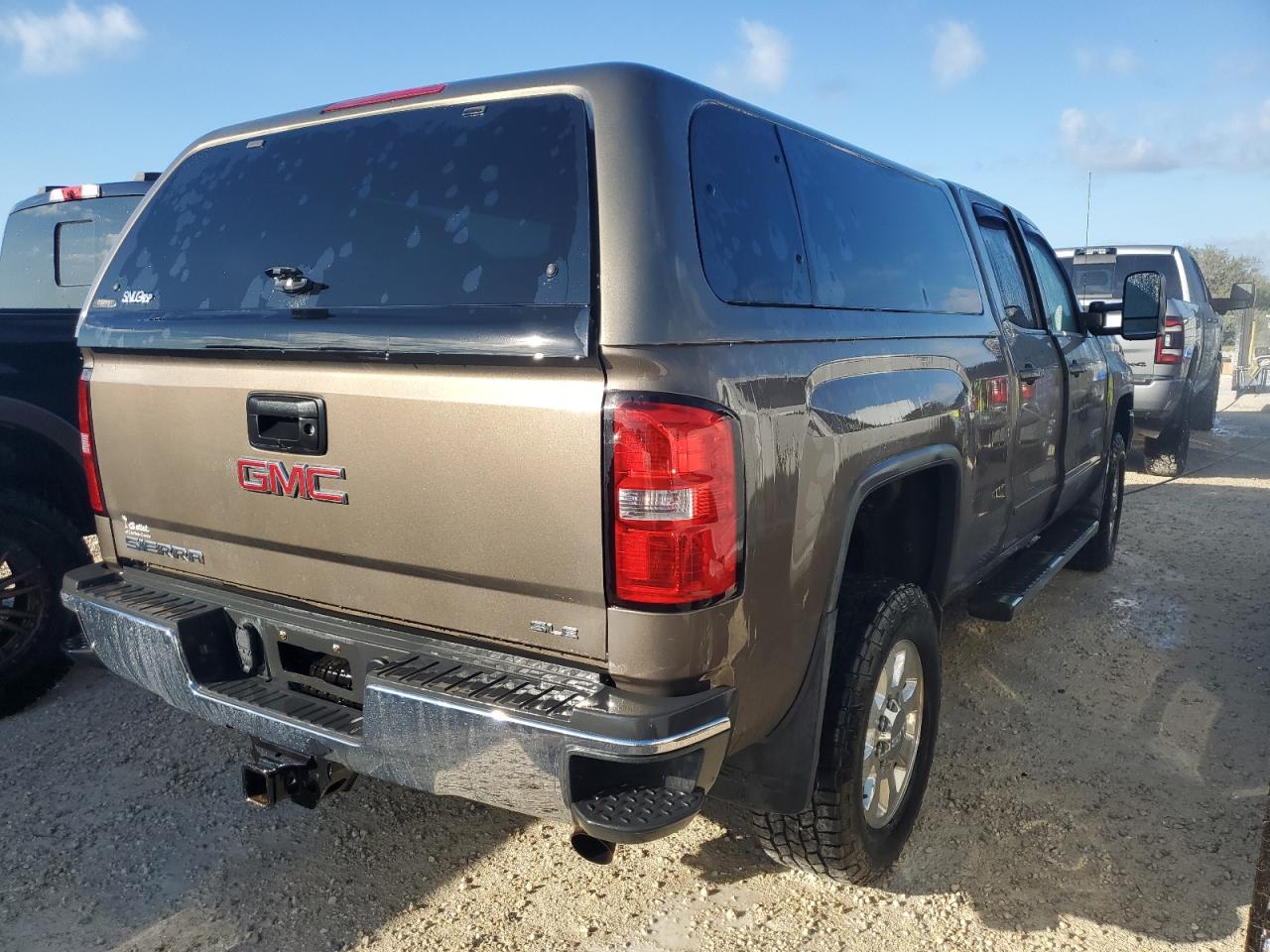 2015 GMC Sierra - Image 3