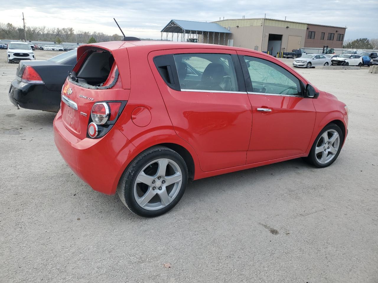 2015 Chevrolet Sonic - Image 3