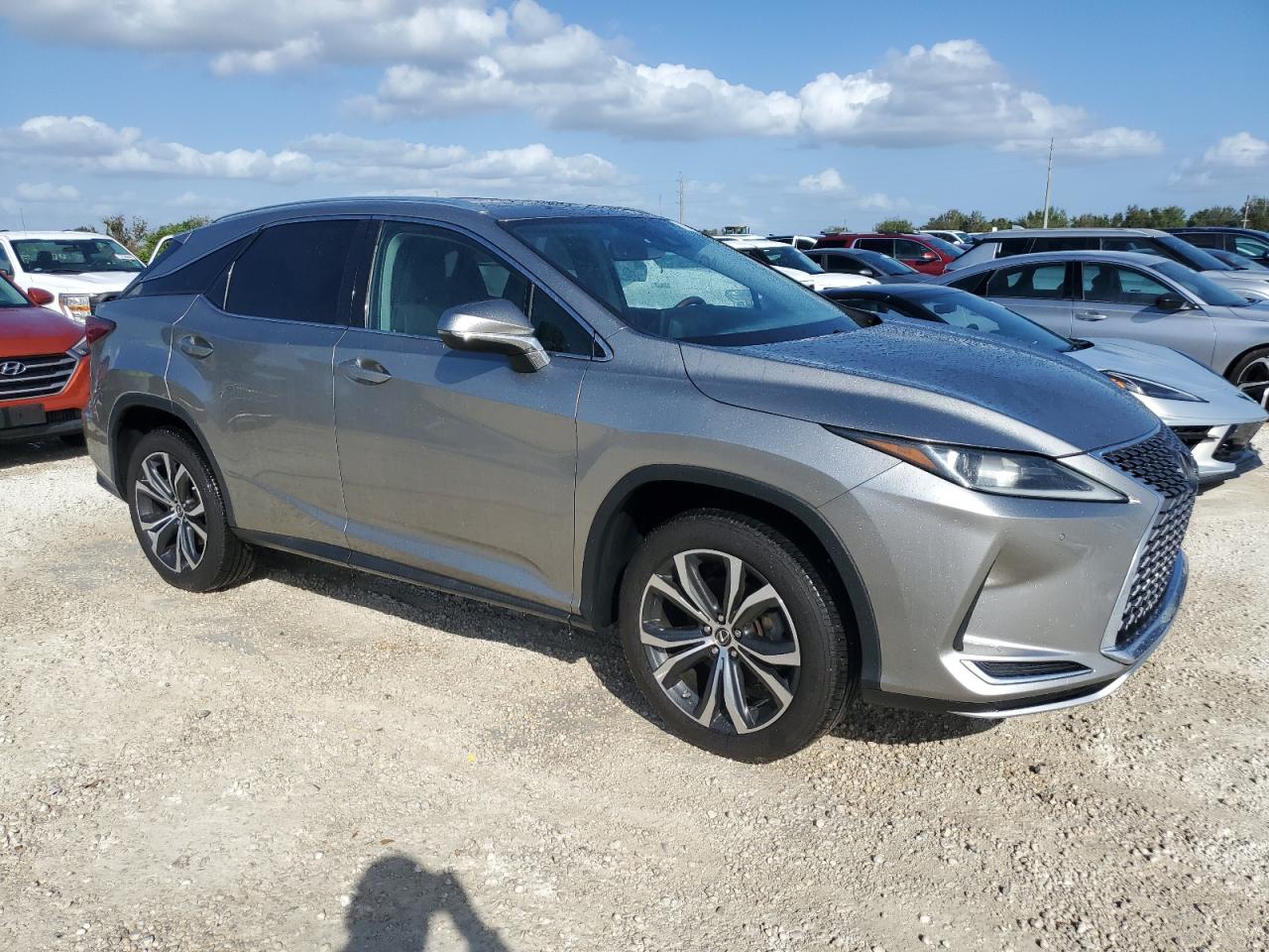 2020 Lexus RX - Image 4