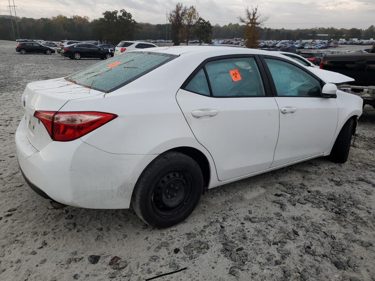 VIN 5YFBURHE5HP676575 2017 TOYOTA COROLLA no.3