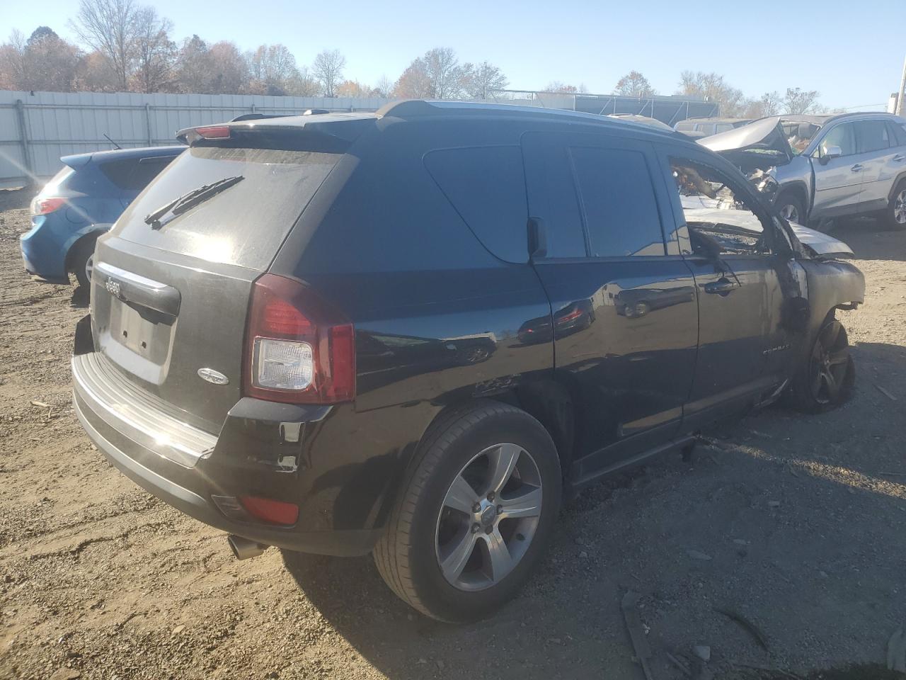 2016 Jeep Compass Latitude VIN: 1C4NJDEB8GD737017 Lot: 79921484