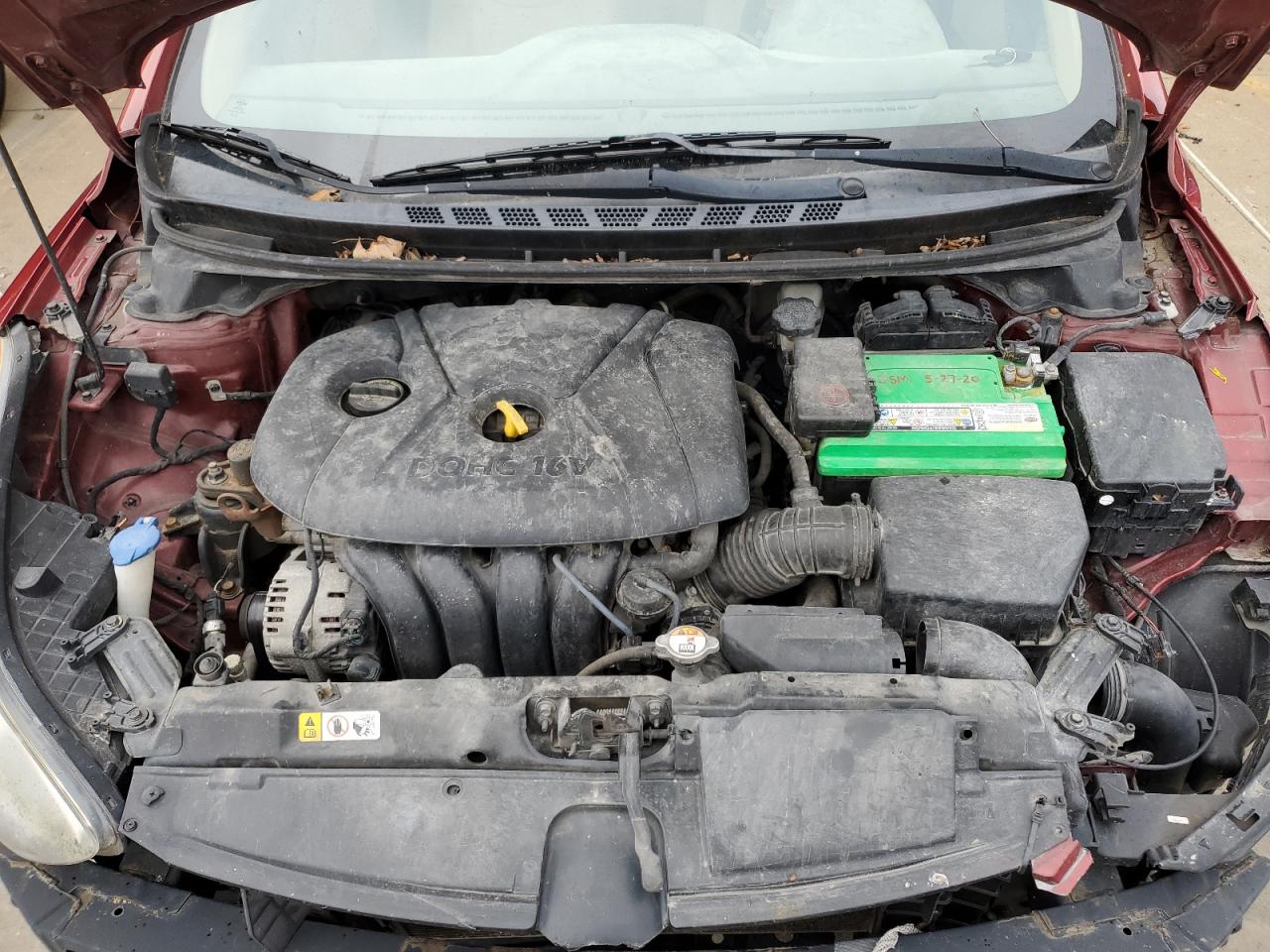 2013 Hyundai Elantra - Image 12