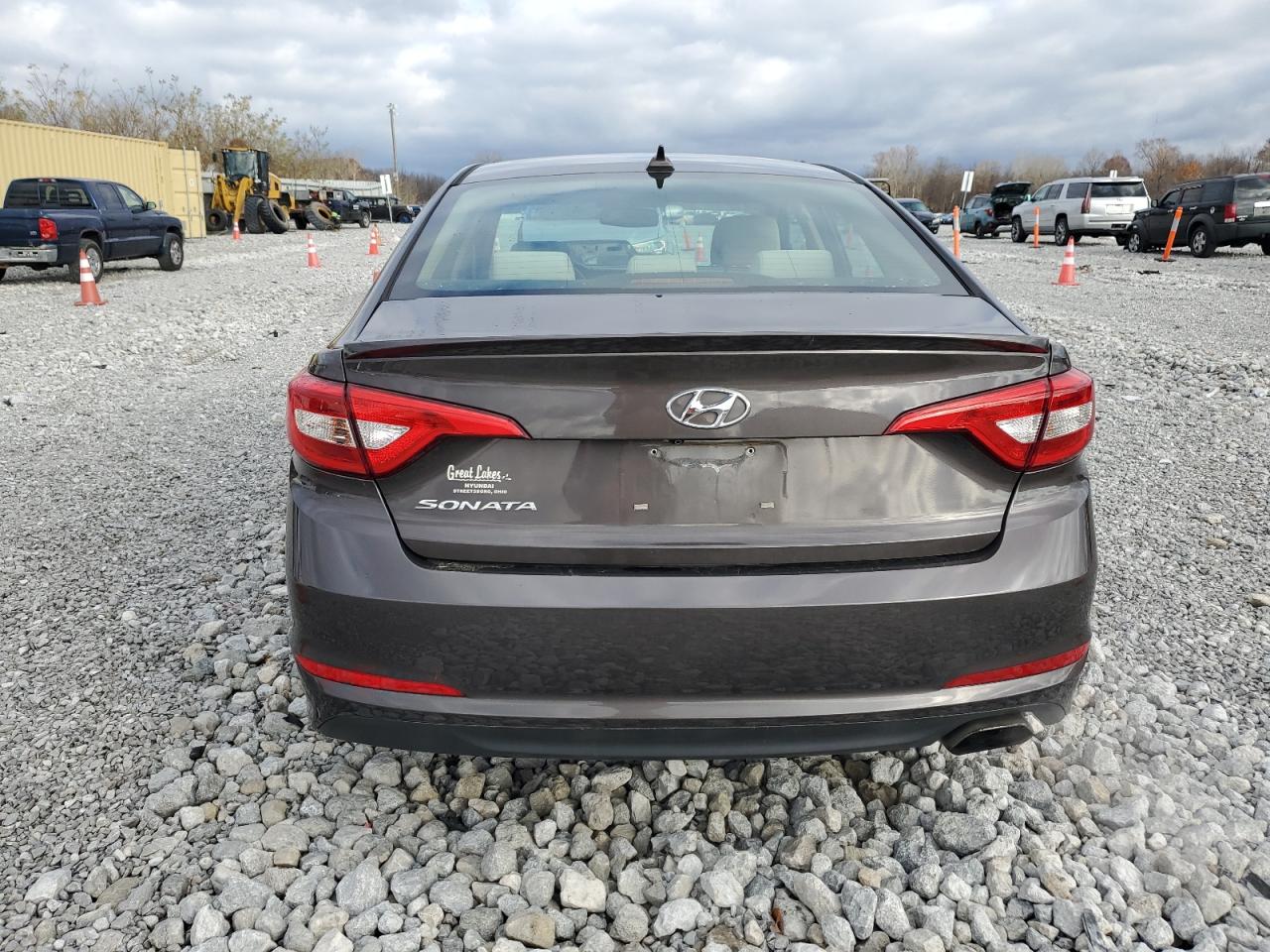 2015 Hyundai Sonata Se VIN: 5NPE24AF5FH235936 Lot: 79502694