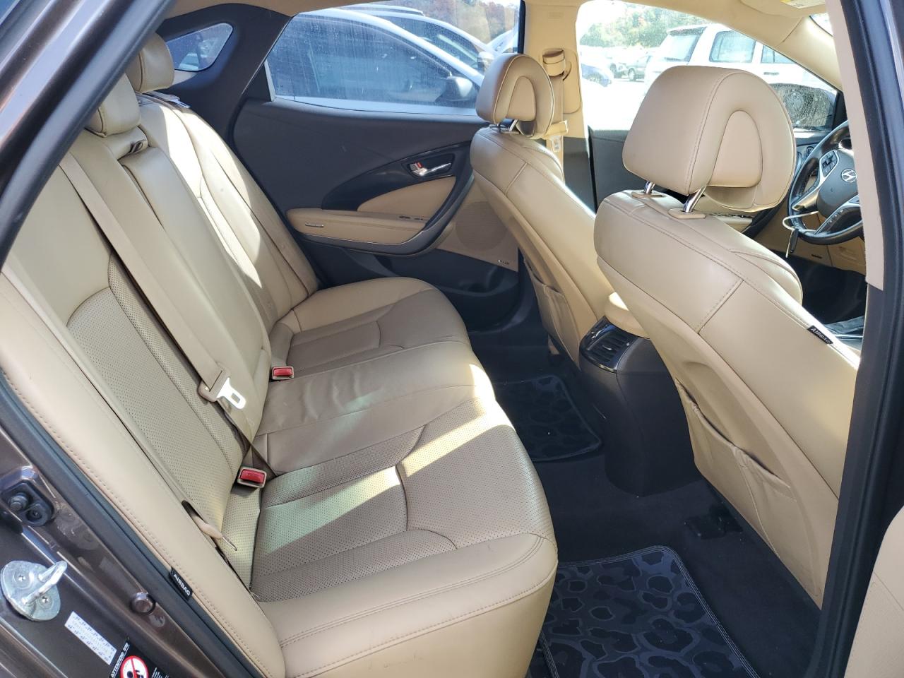 2016 Hyundai Azera - Image 10