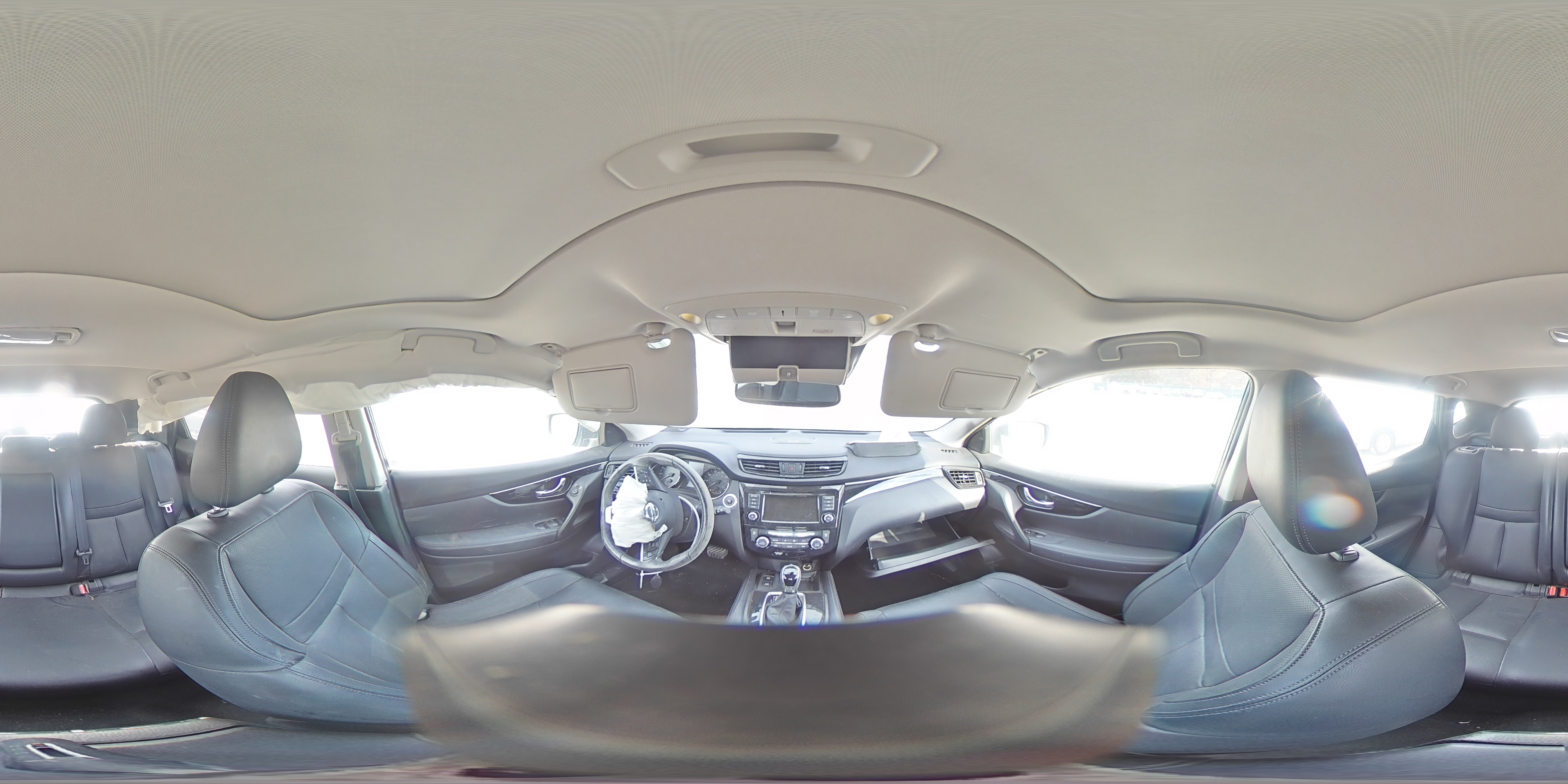 2019 Nissan Rogue - Image 14