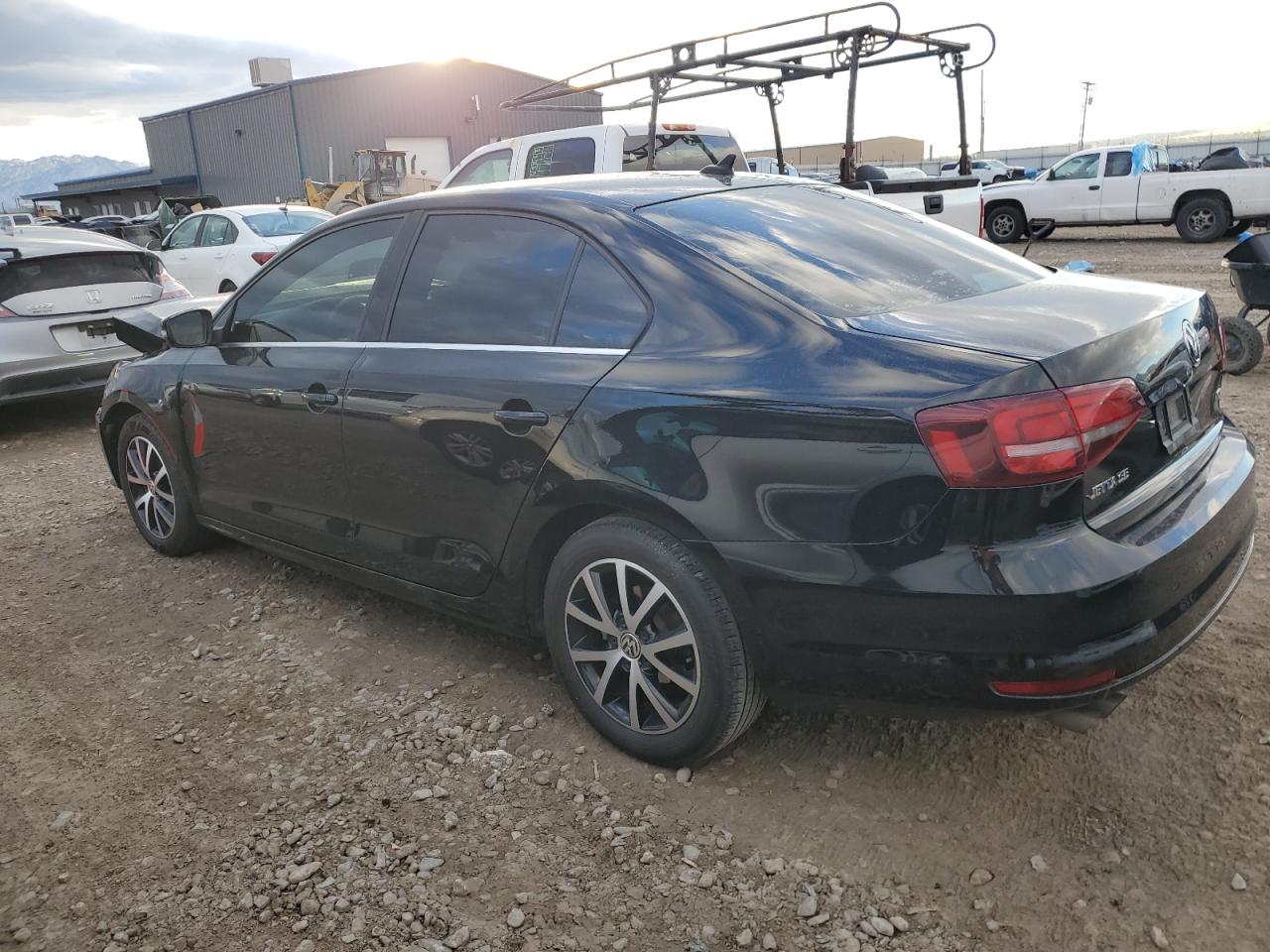 2017 Volkswagen Jetta - Image 2