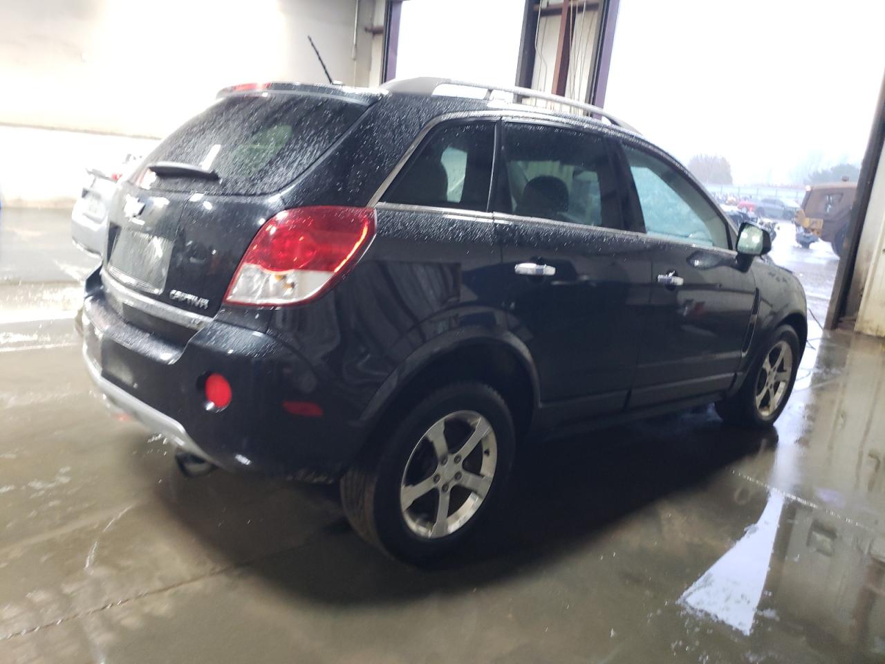 2012 Chevrolet Captiva - Image 3