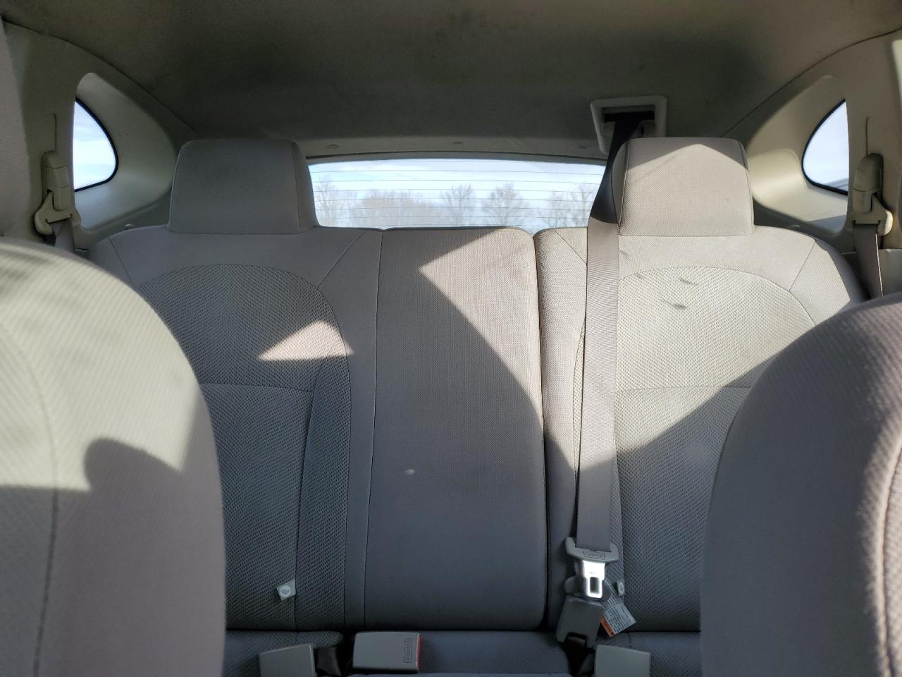 2013 Nissan Rogue - Image 10