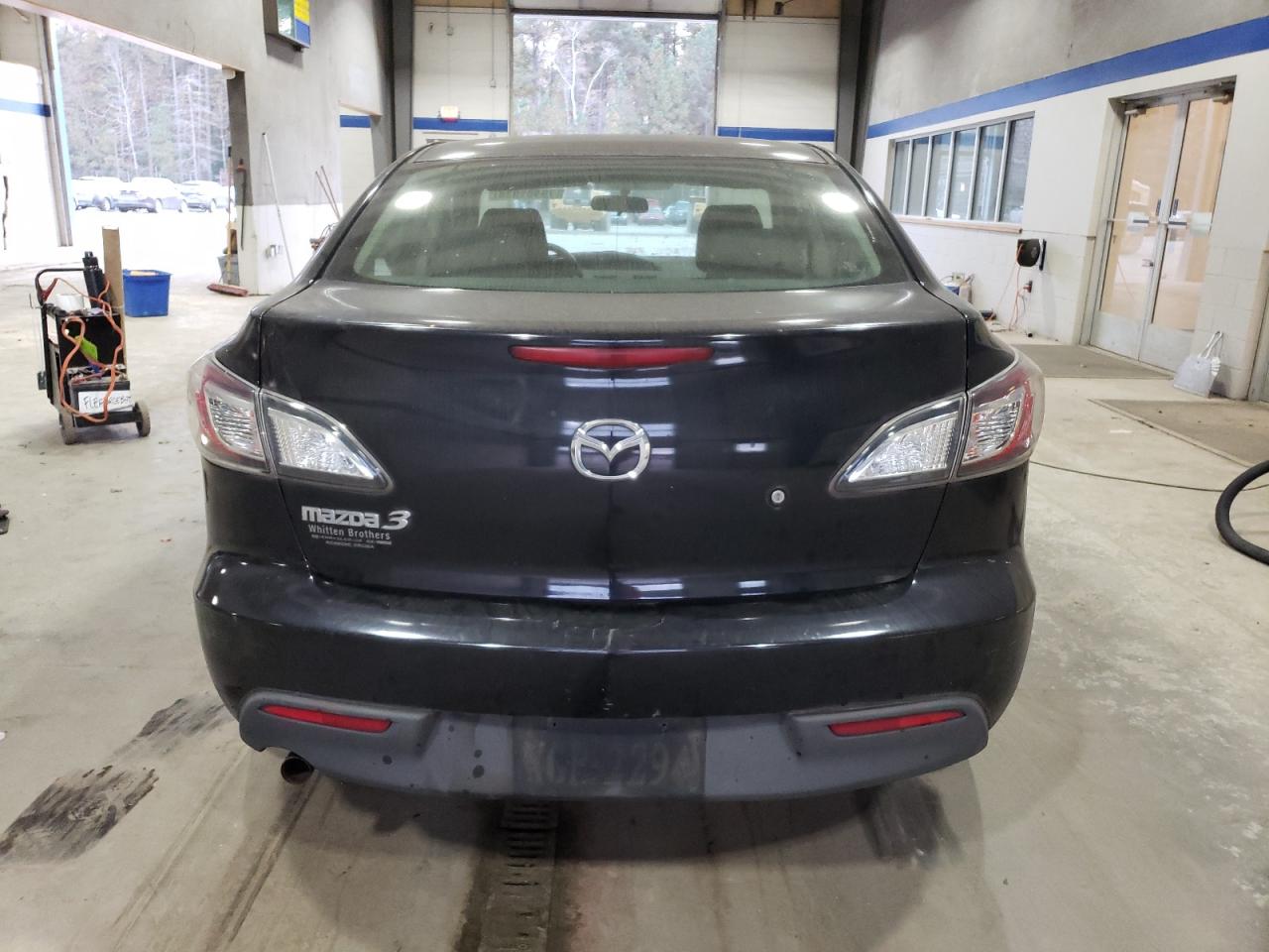 2011 Mazda 3 I VIN: JM1BL1UG0B1463119 Lot: 79401934