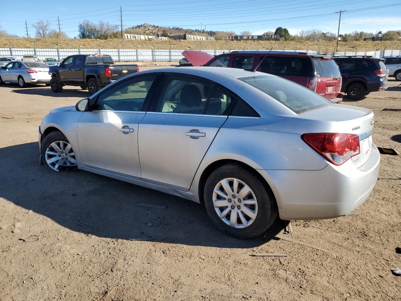 2011 Chevrolet Cruze - Image 2
