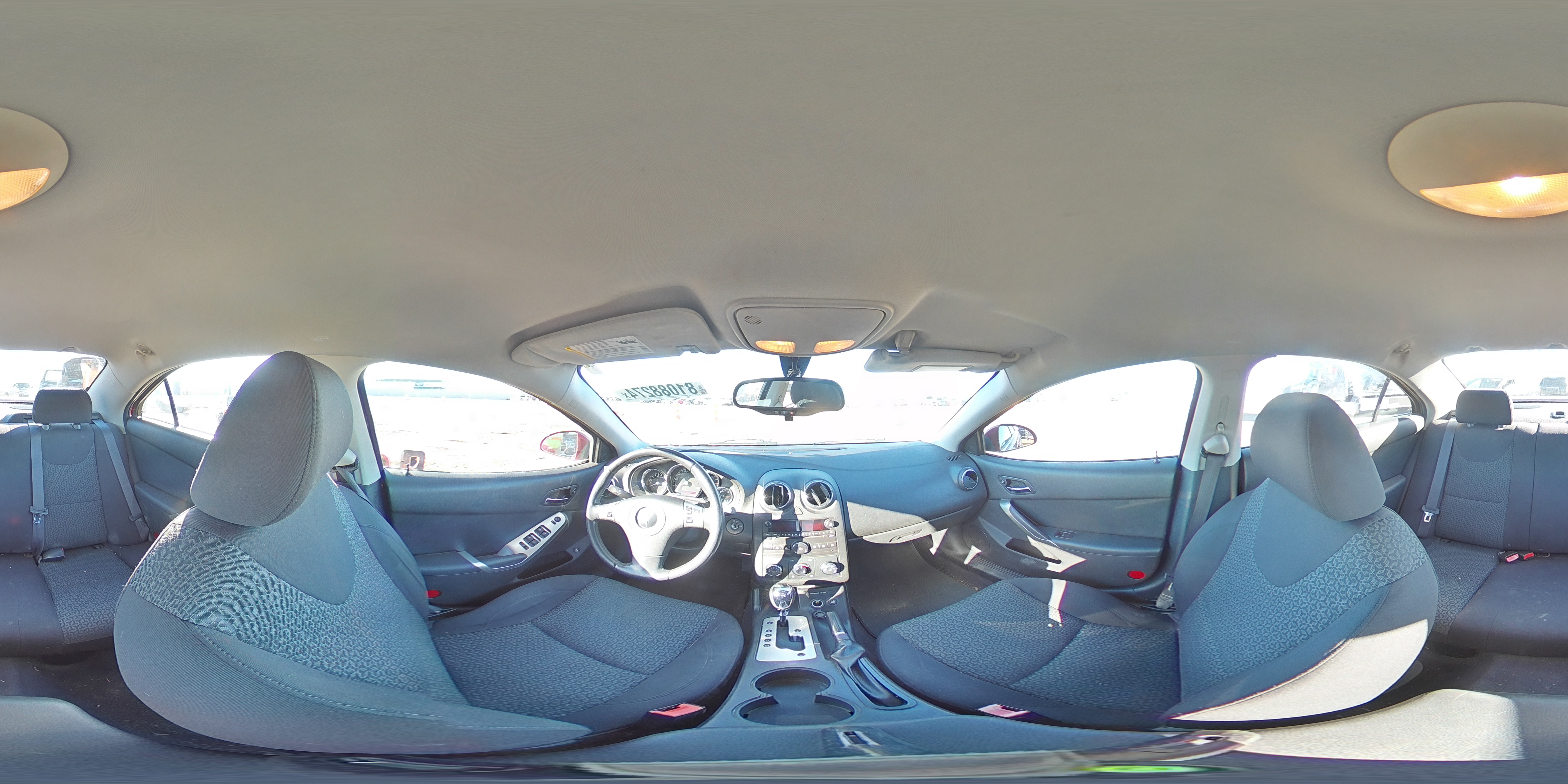 2010 Pontiac G6 - Image 13