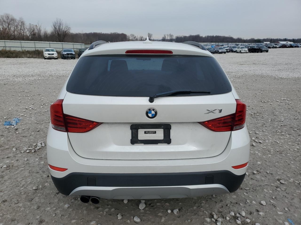 VIN WBAVM1C52DVW45973 2013 BMW X1 no.6