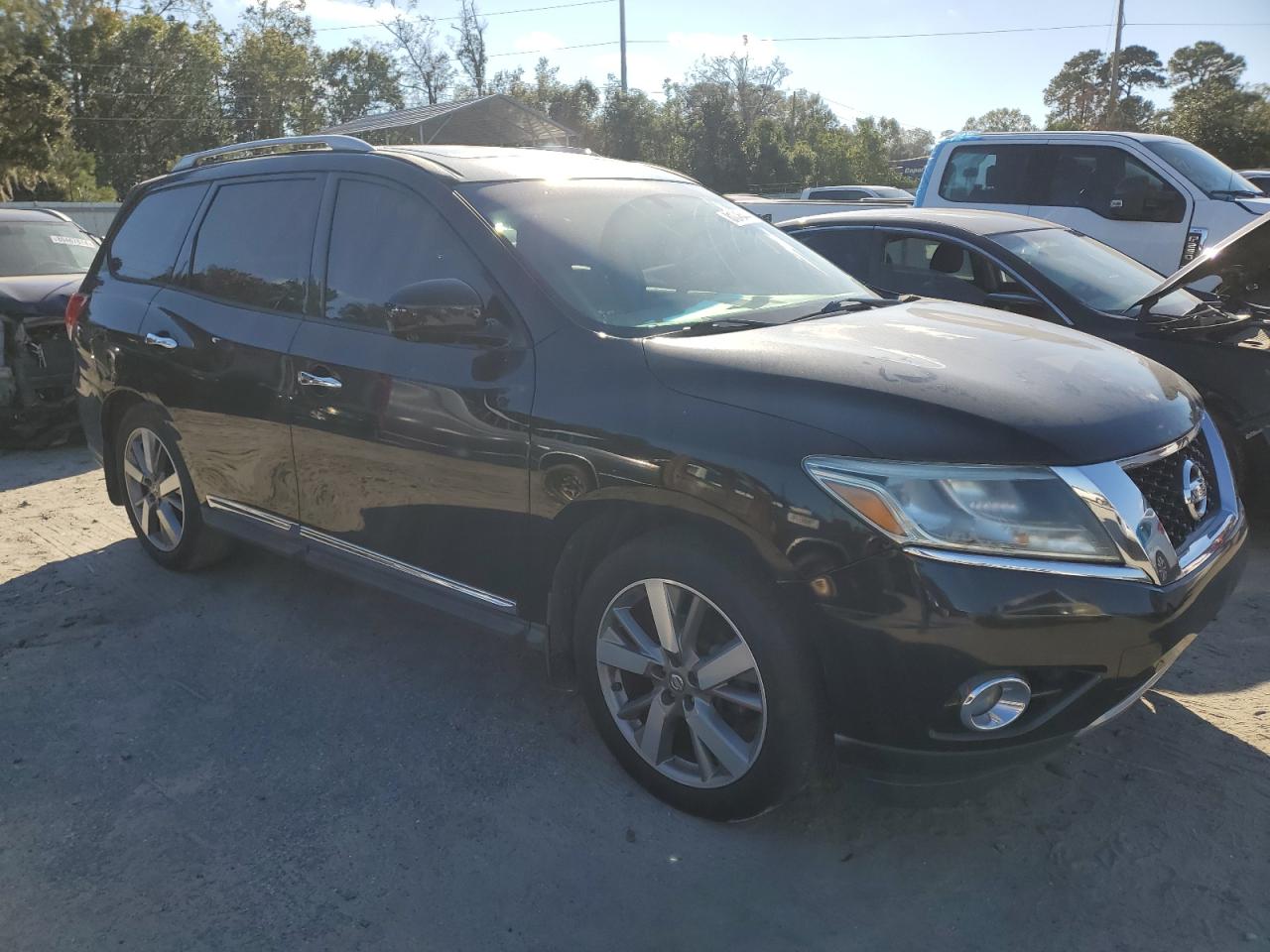 2014 Nissan Pathfinder S VIN: 5N1AR2MN4EC646073 Lot: 81046444