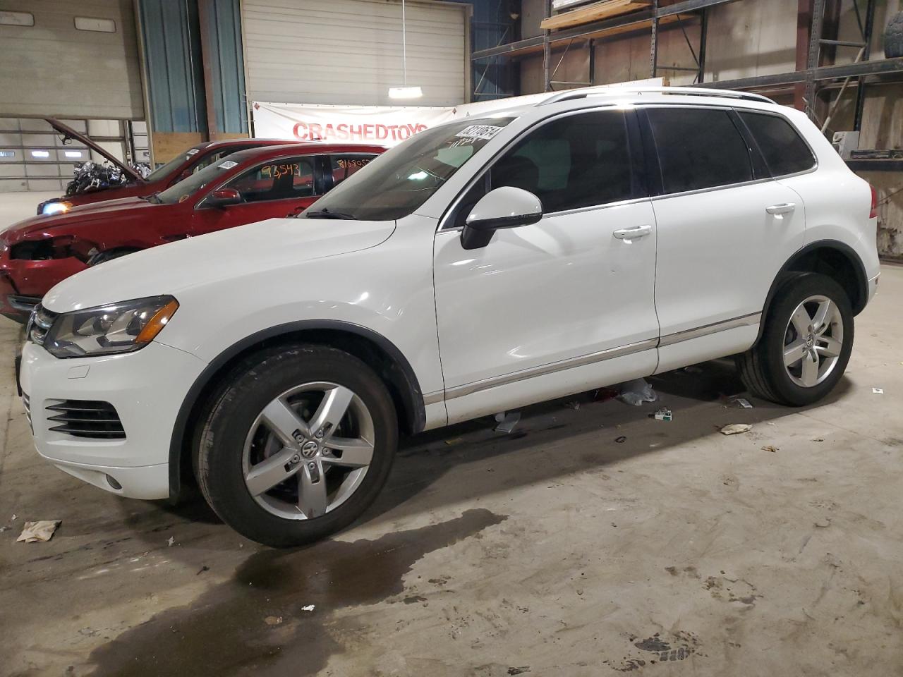 2014 Volkswagen Touareg V6 for Sale in Eldridge, IA - Front End