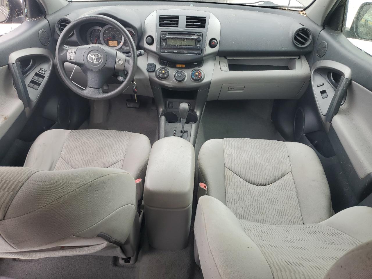 2012 Toyota RAV 4 - Image 8