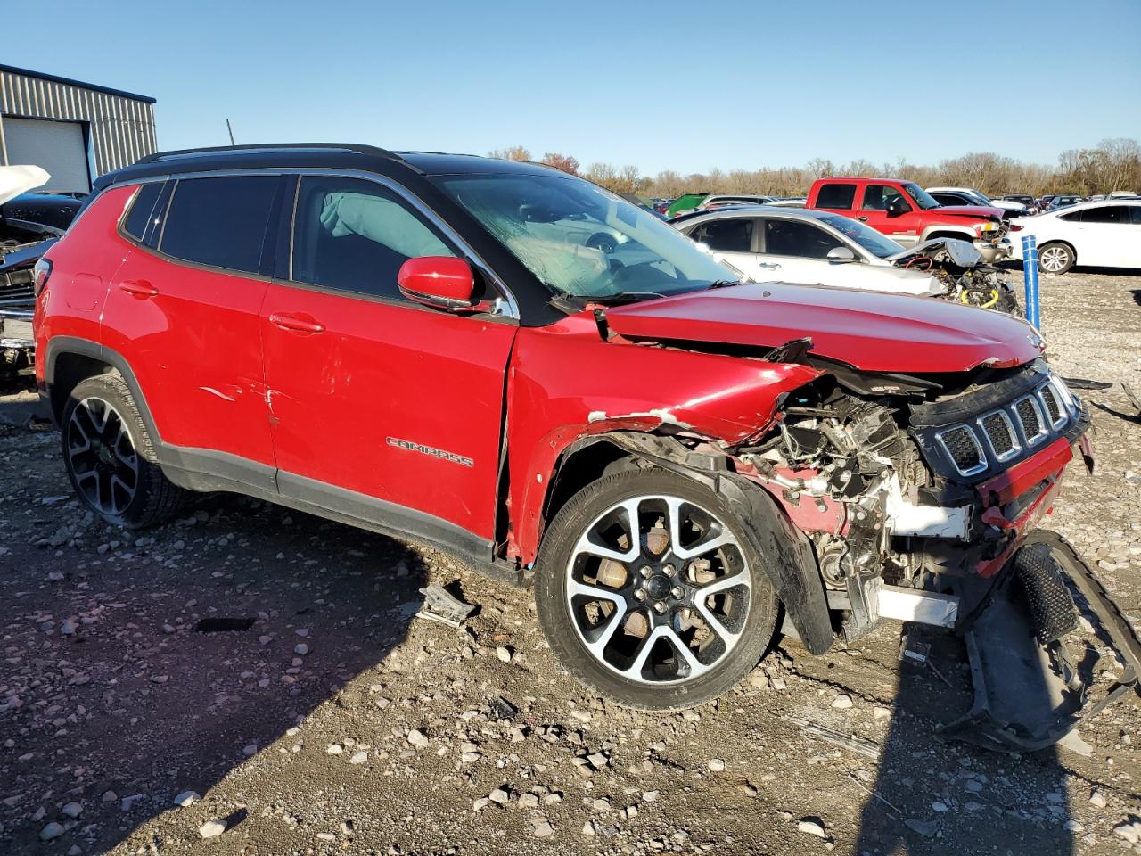 VIN 3C4NJDCB6JT246417 2018 JEEP COMPASS no.4