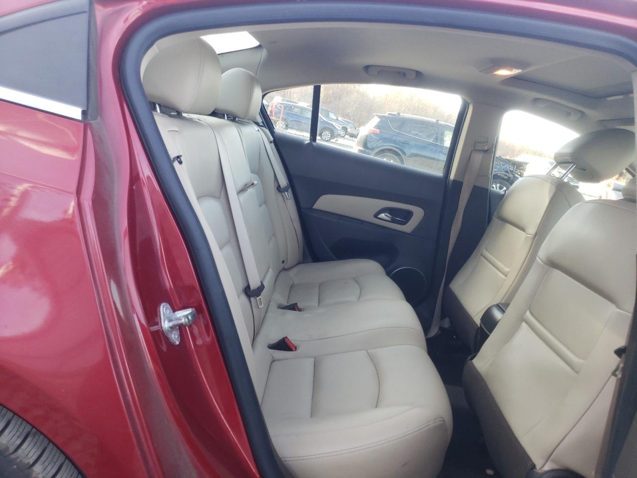 2013 Chevrolet Cruze - Image 11
