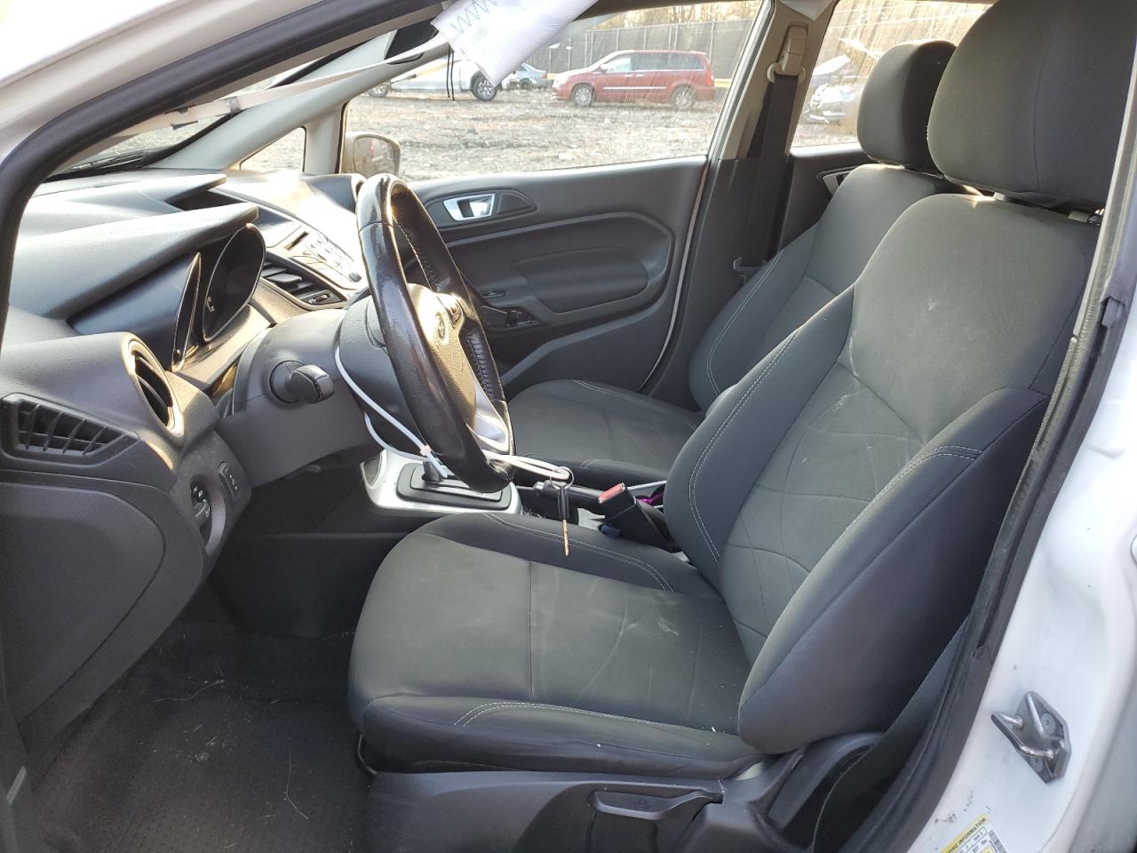 2015 Ford Fiesta - Image 7