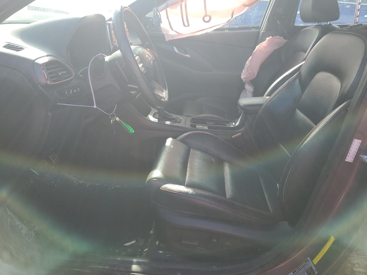 2018 Hyundai Elantra - Image 7
