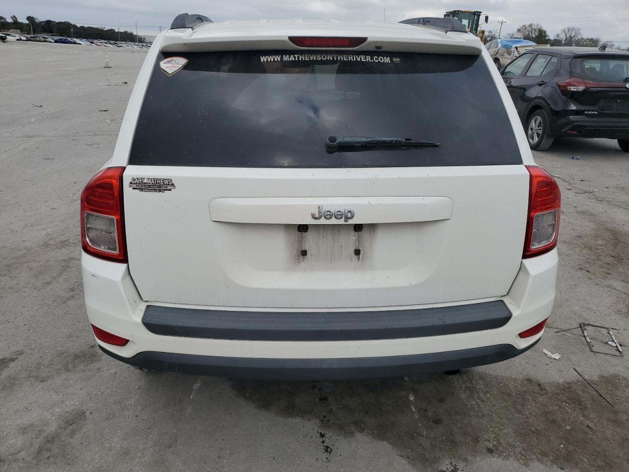 2011 Jeep Compass - Image 6