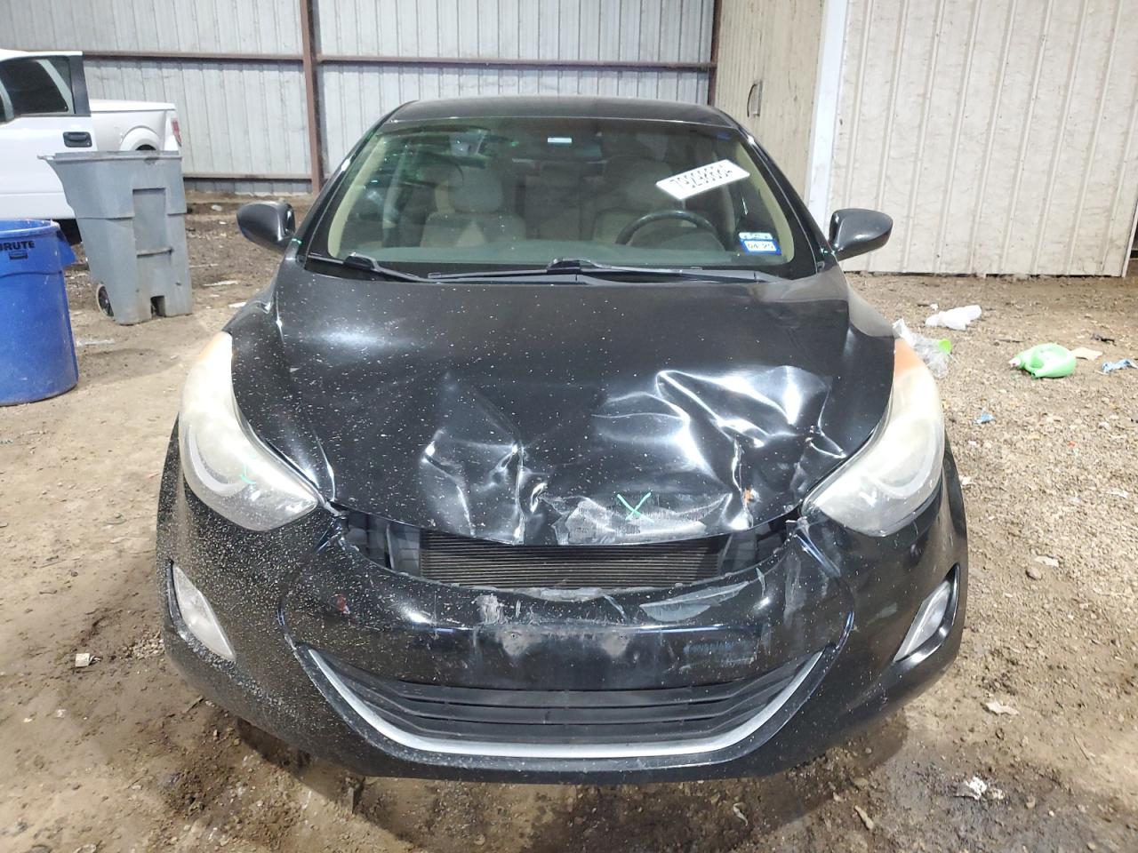 2013 Hyundai Elantra - Image 5
