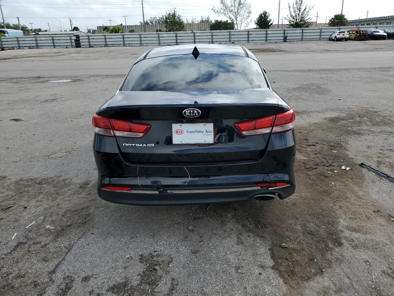 2018 Kia Optima Lx VIN: 5XXGT4L32JG182240 Lot: 79443204