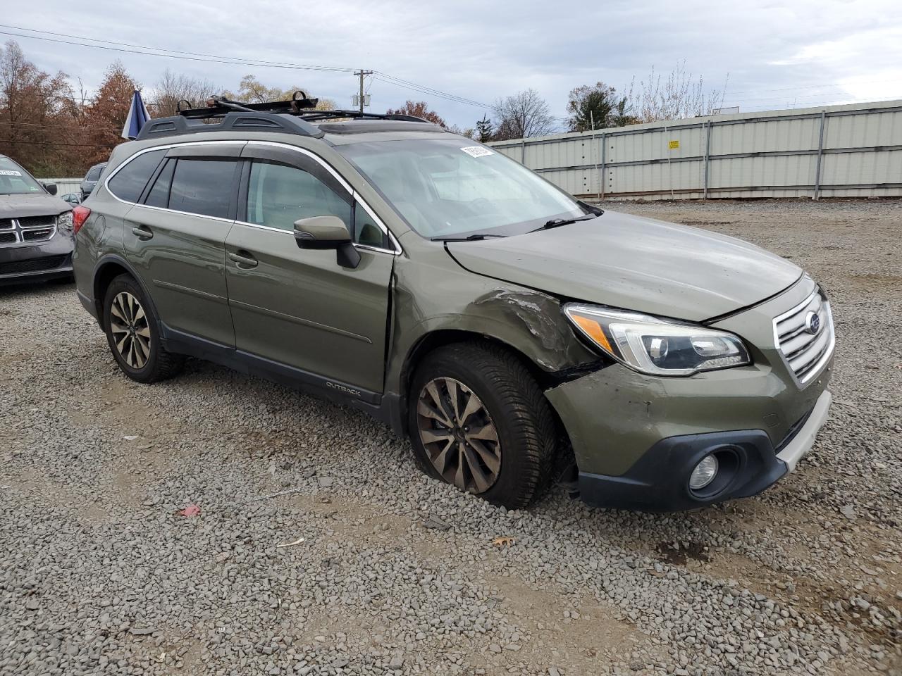2015 Subaru Outback - Image 4