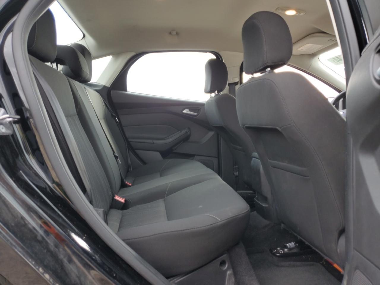 2017 Ford Focus - Image 10