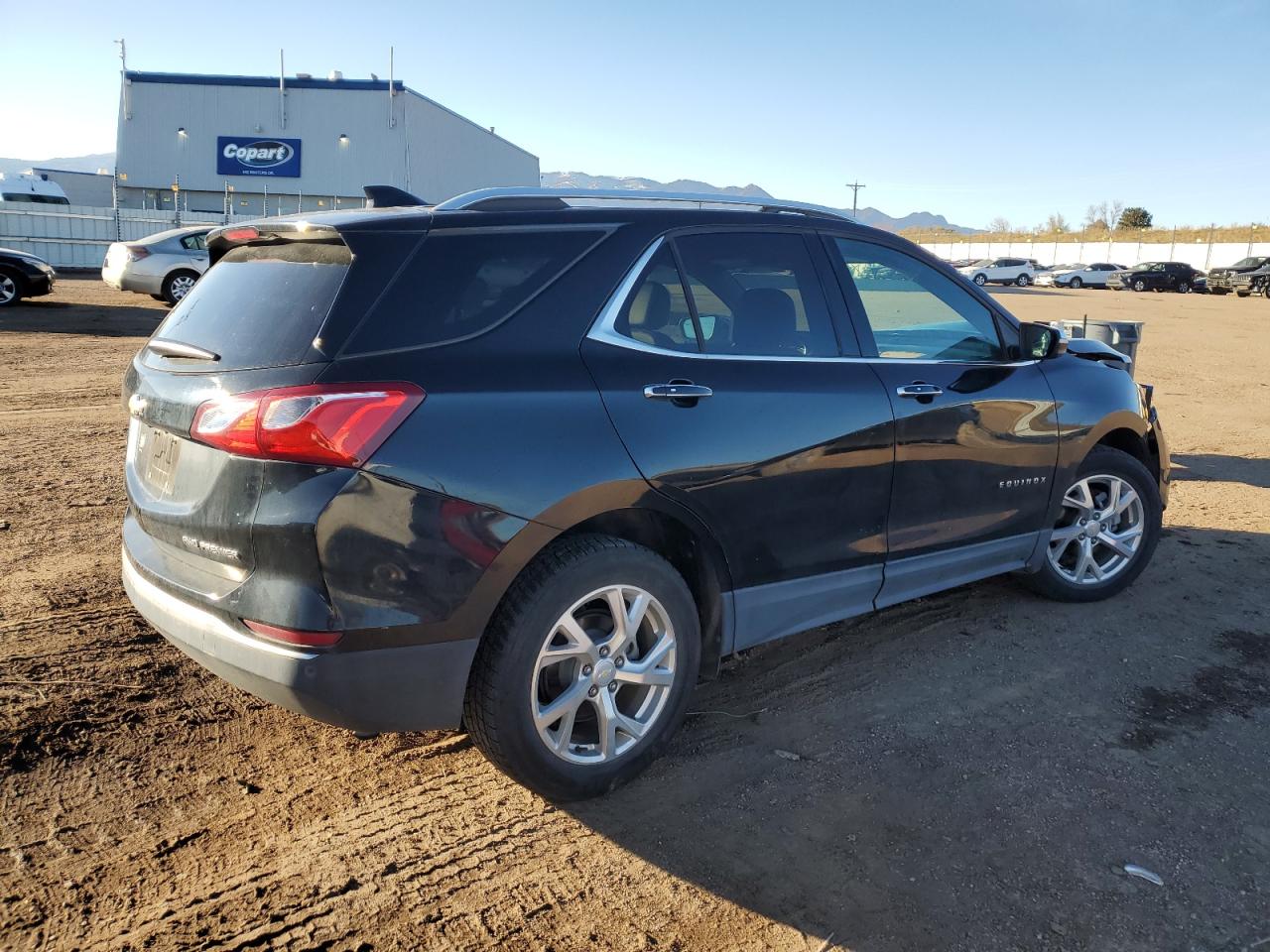 VIN 2GNAXXEV5K6193597 2019 CHEVROLET EQUINOX no.3