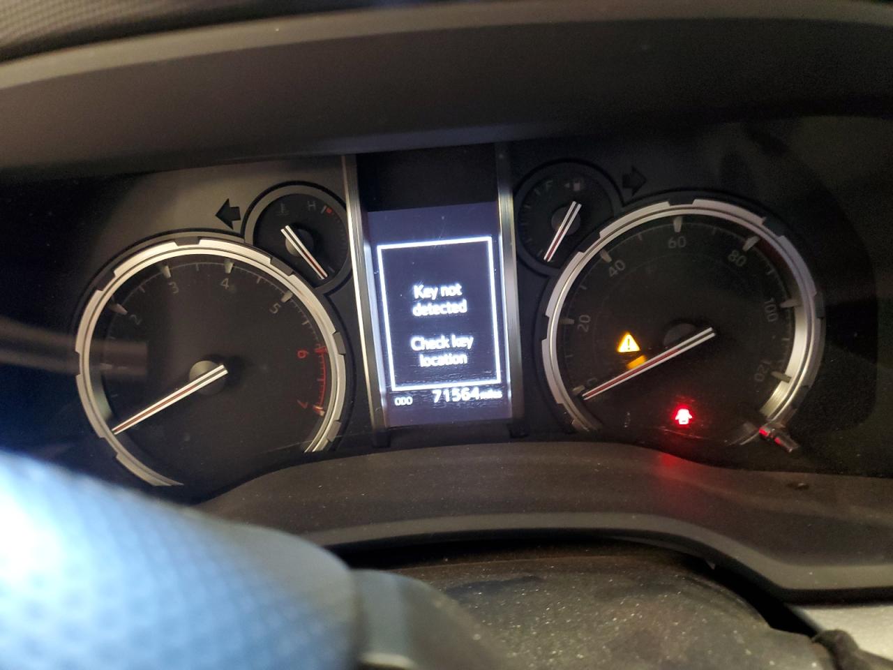 2021 Toyota 4Runner - Image 9