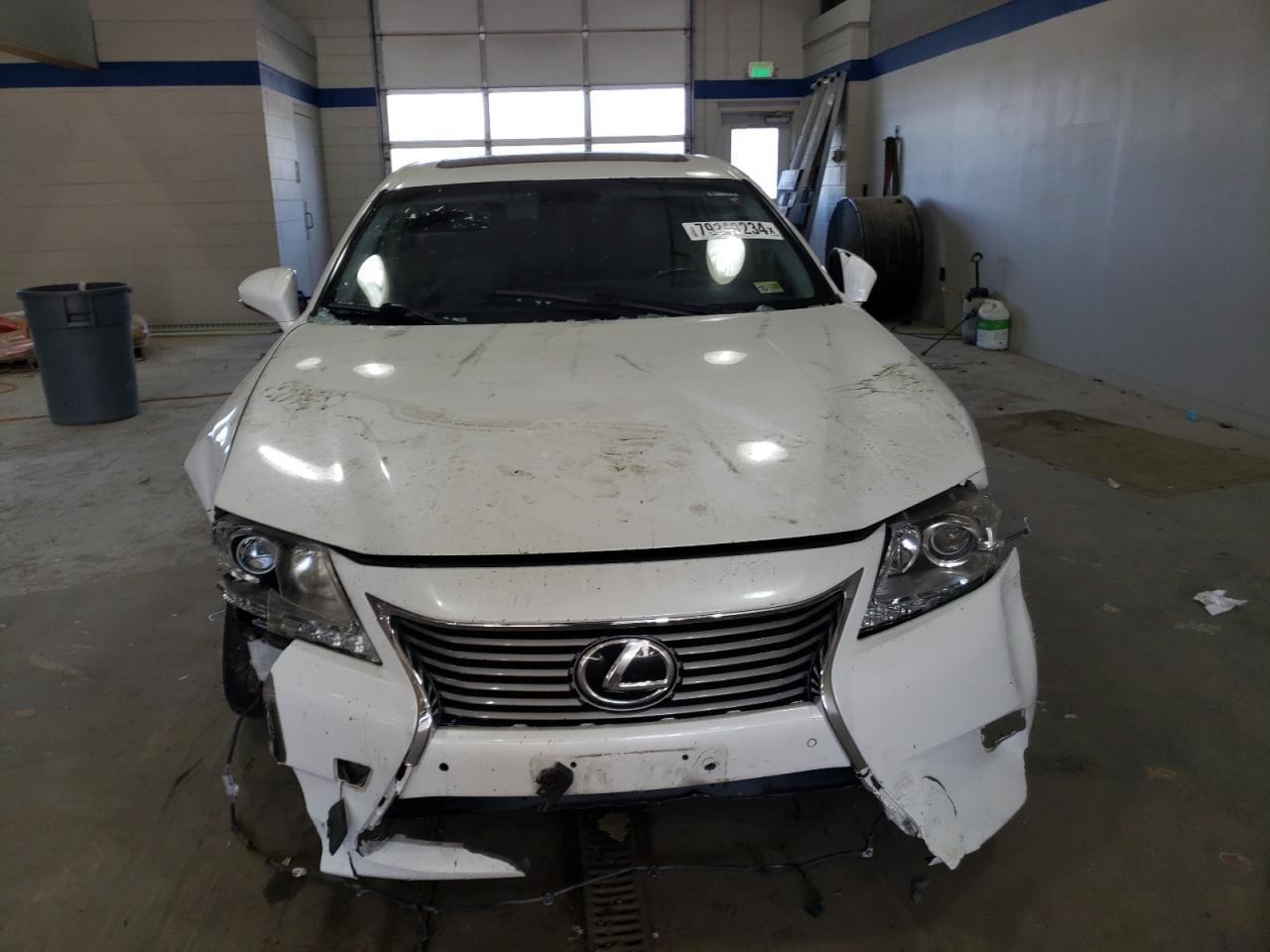 2013 Lexus ES - Image 5