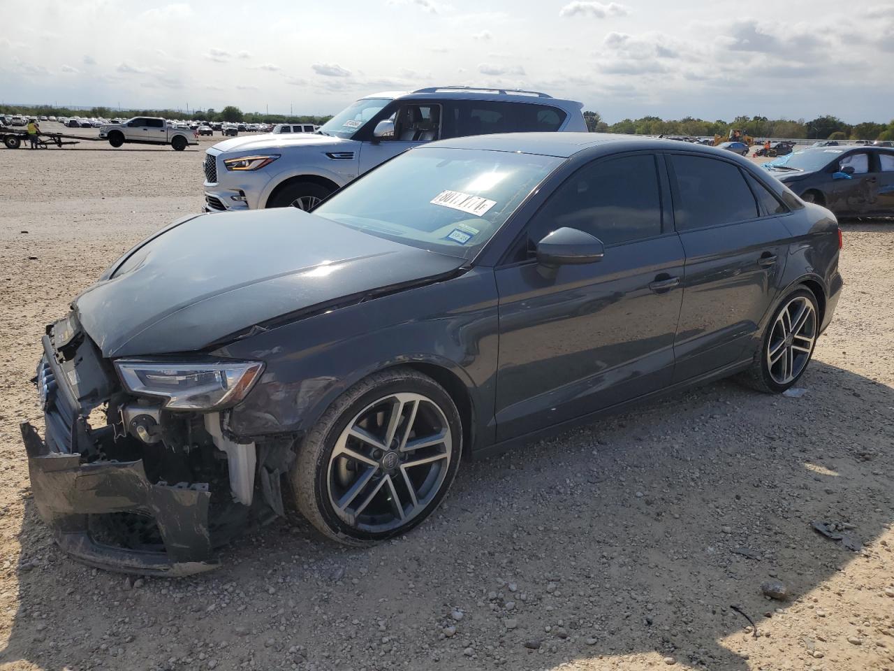 VIN WAUAUGFF8KA084611 2019 AUDI A3 no.1