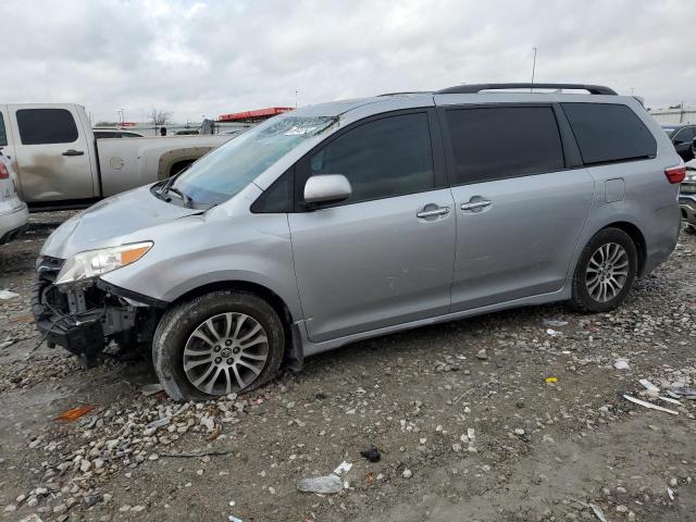 2018 Toyota Sienna Xle