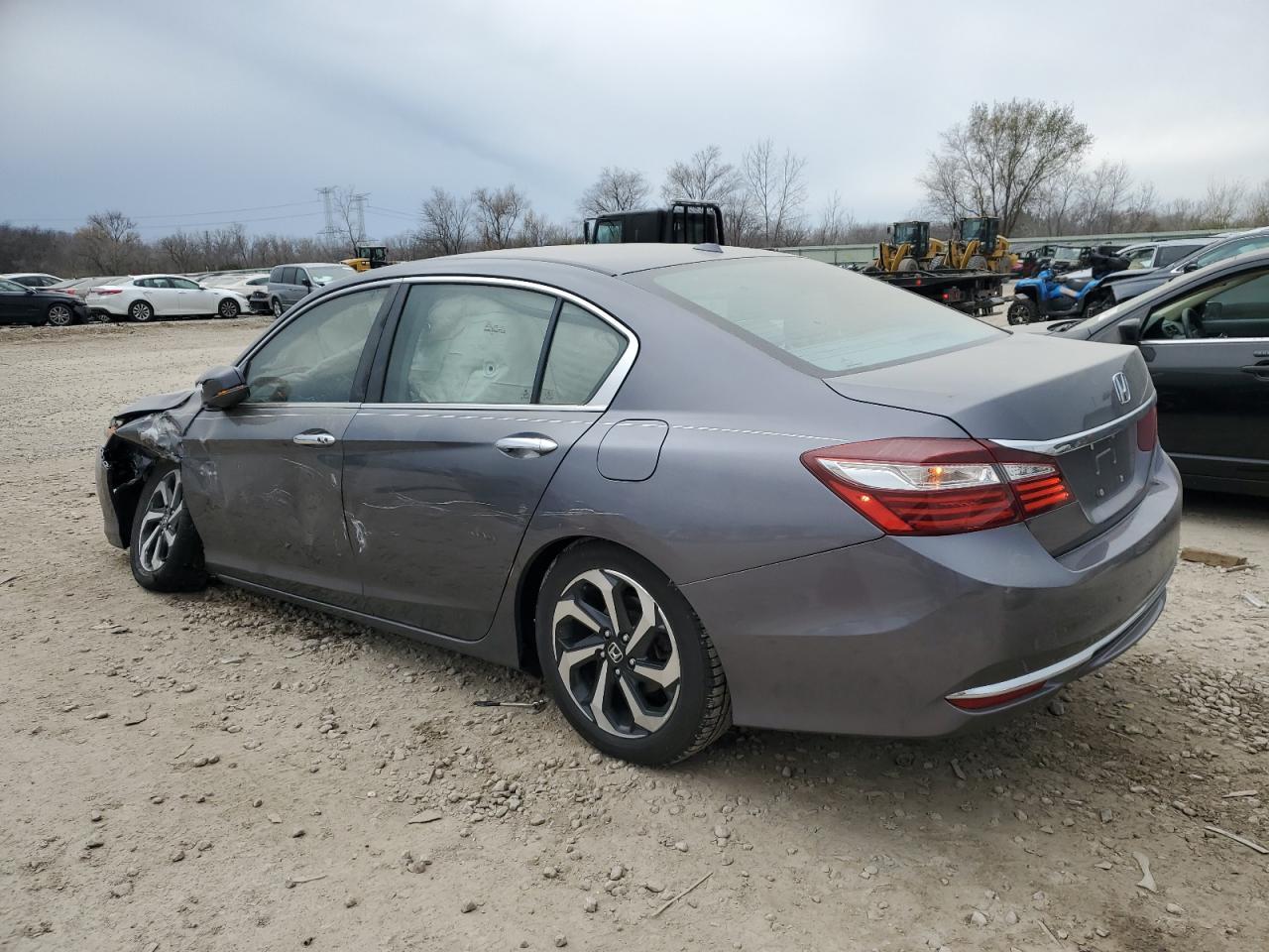 VIN 1HGCR2F95HA227082 2017 HONDA ACCORD no.2