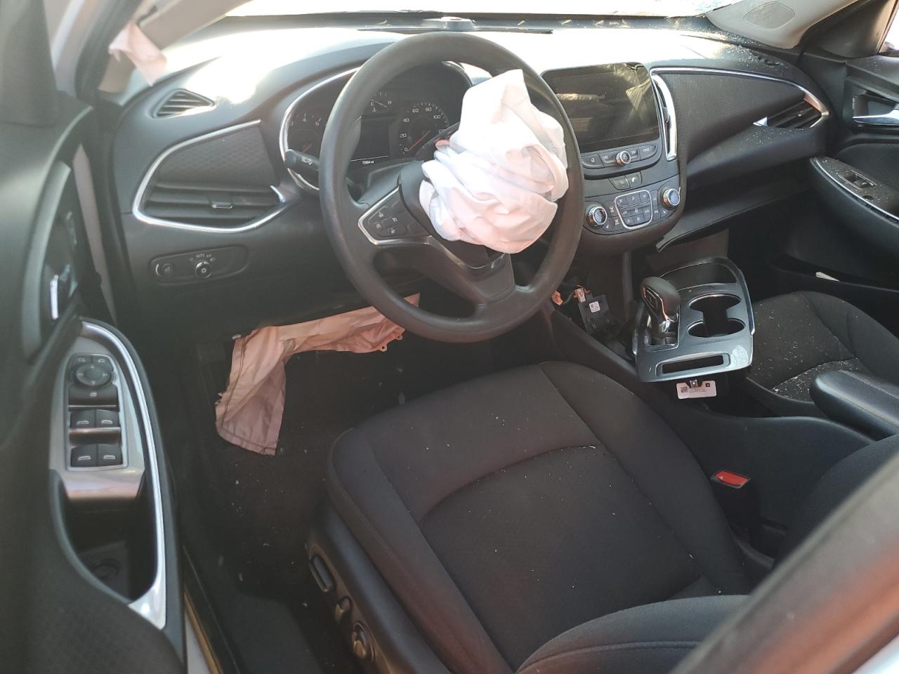 2021 Chevrolet Malibu - Image 8