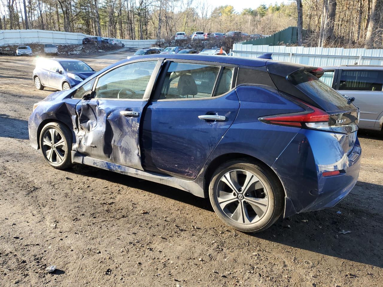 2018 Nissan Leaf - Image 2