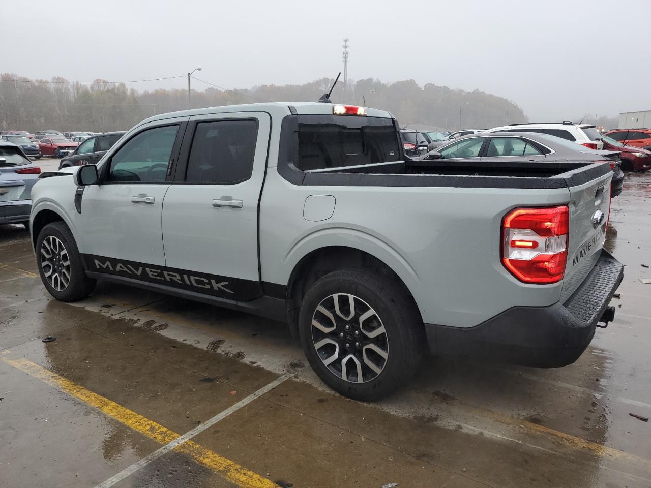 2022 Ford Maverick - Image 2
