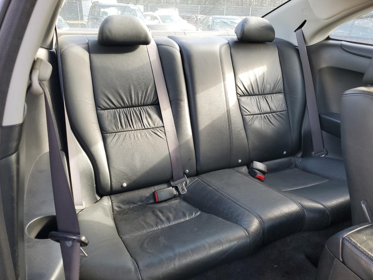 2003 Honda Accord - Image 10