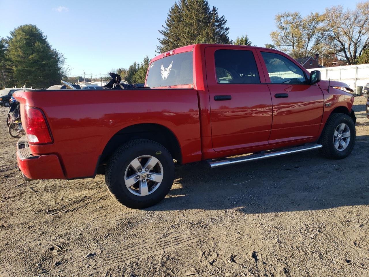 2016 RAM 1500 - Image 3