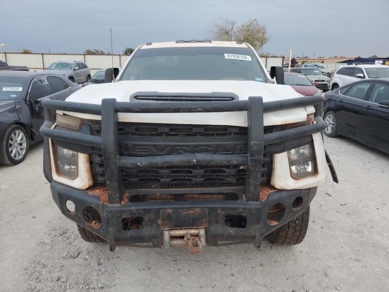 2020 Chevrolet Silverado - Image 5