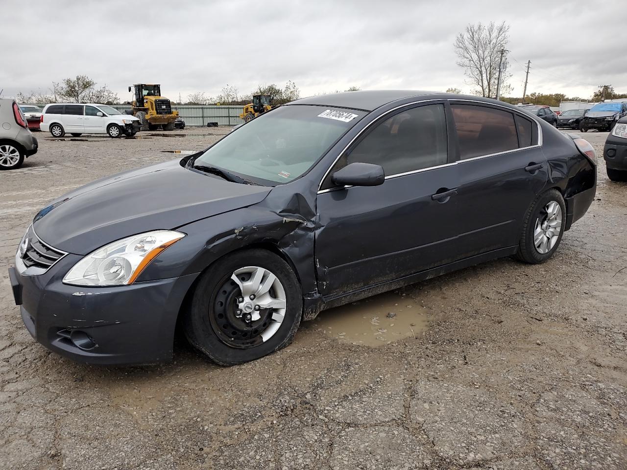 2010 Nissan Altima - Image 1