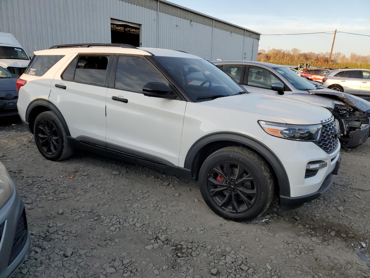 2021 Ford Explorer - Image 4