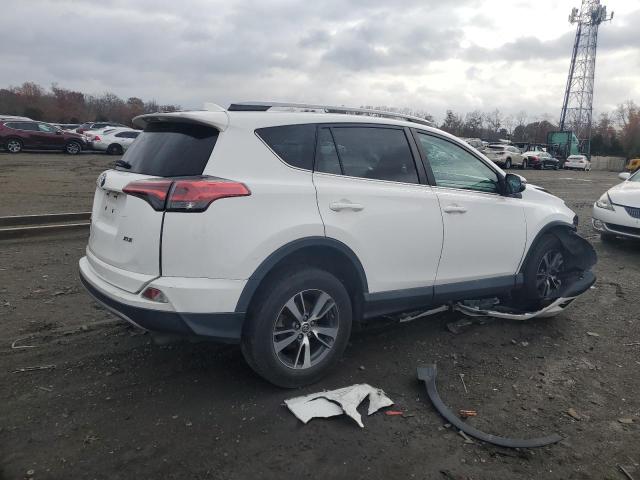  TOYOTA RAV4 2018 White