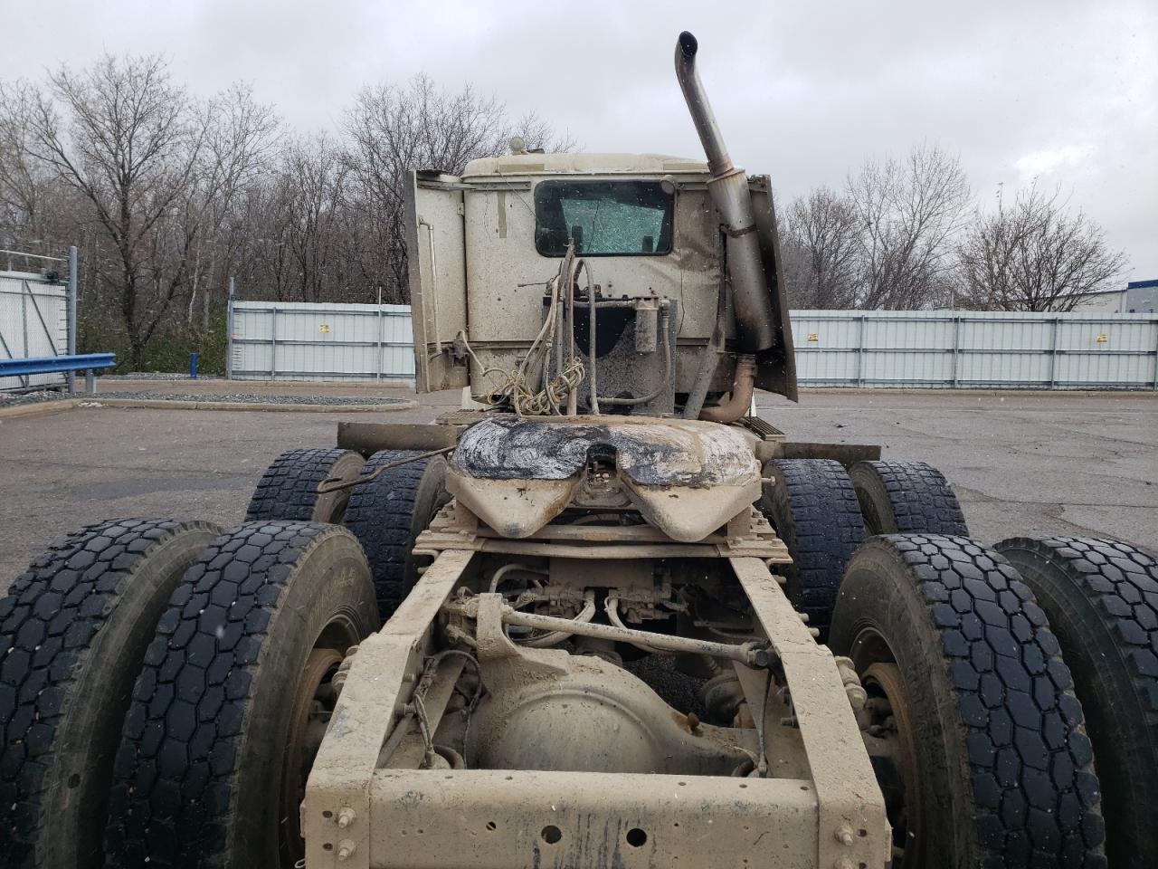 2003 International 9200 9200I VIN: 2HSCEAXR93C063756 Lot: 80483724