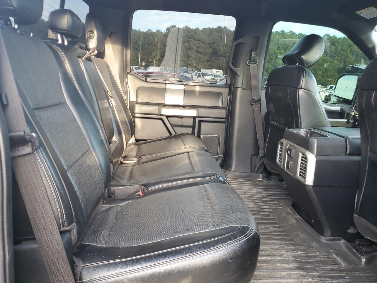 2015 Ford F-150 - Image 11