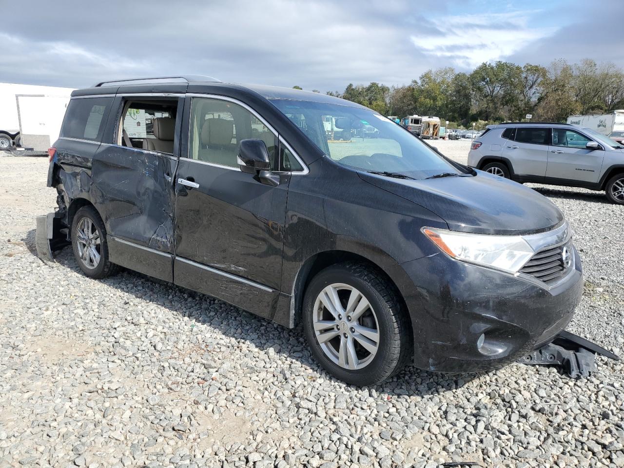 2015 Nissan Quest - Image 4