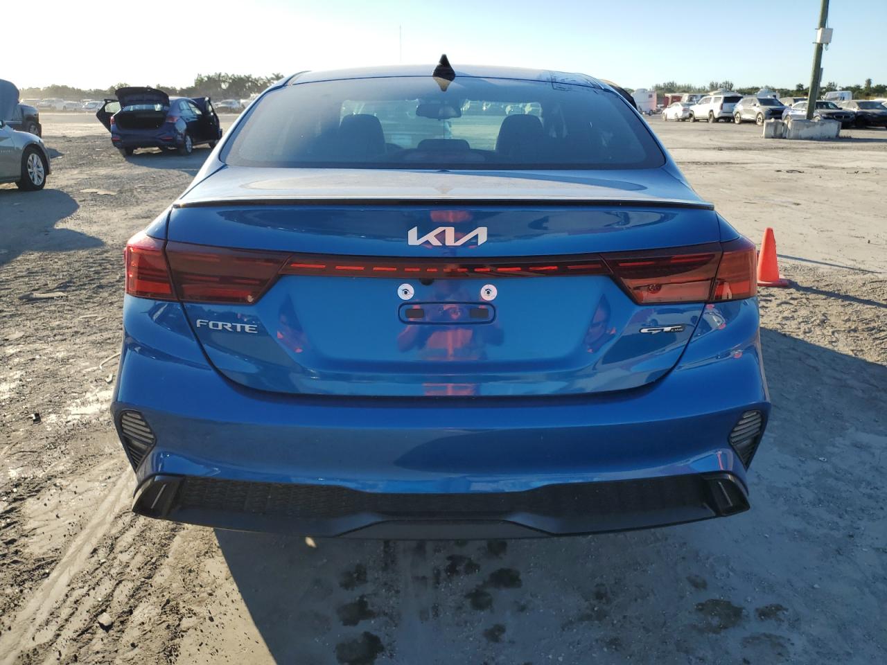 2022 Kia Forte Gt Line VIN: 3KPF54AD5NE512176 Lot: 82711384