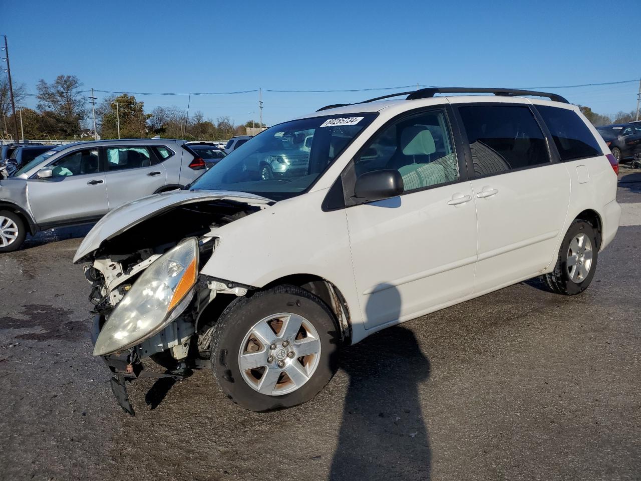 2010 Toyota Sienna - Image 1