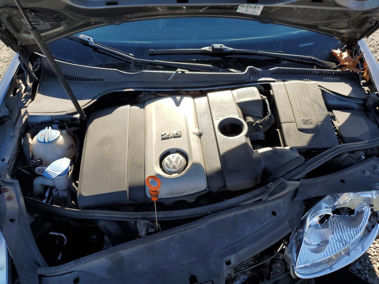 2008 Volkswagen Jetta - Image 13