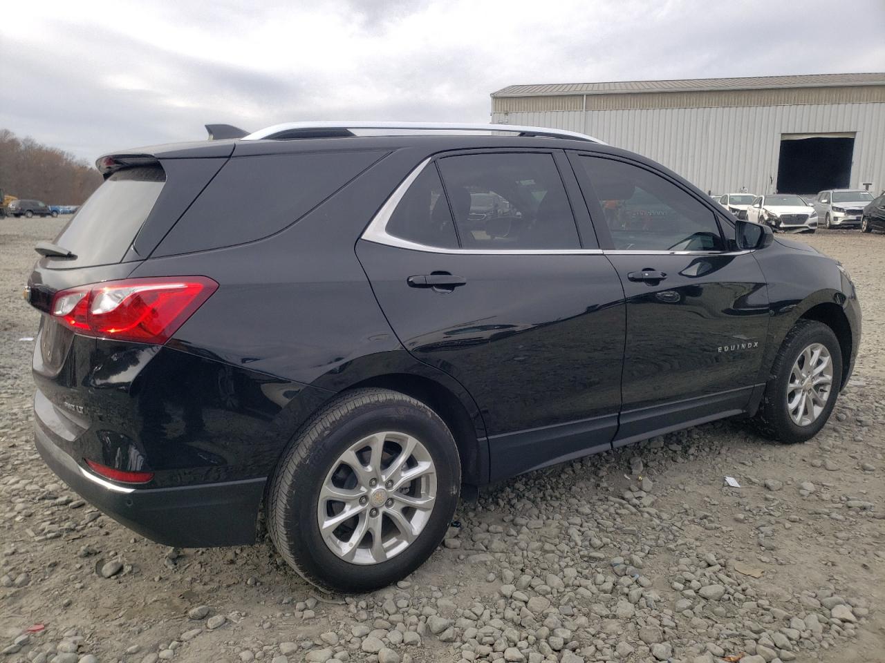 2021 Chevrolet Equinox - Image 3